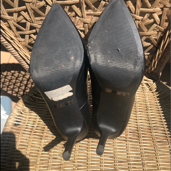 Report ‘Tashi’ pointed toe High Heel Shoes - Picture 7 of 9